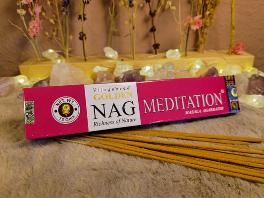 Räucherstäbchen von Golden Nag – Meditation – 15 Stäbchen für tiefe Entspannung und spirituelle Klarheit