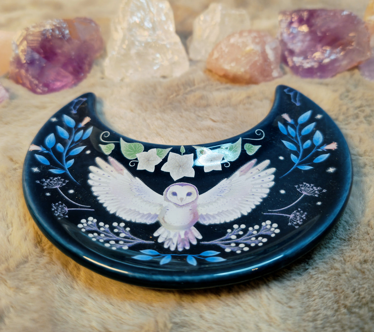 Mystische Mondsichel-Schale – Eule, Mond & Waldmotive – Schmuckablage & Ritualschale