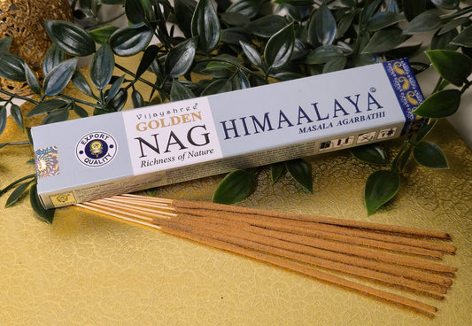 Räucherstäbchen von Golden Nag – Himalaya – Bestseller! – 15 Stäbchen für eine erfrischende und reinigende Atmosphäre