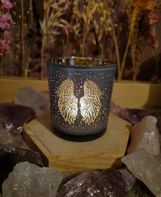 Mystisches Windlicht Engelsflügel in Grau – Symbol für Schutz & Harmonie
